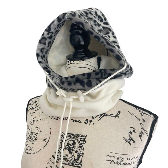 FLEECE HOODED NECK WARMER FACE-MASK CHEETAH GRAY/CREAM SZ XS WIND RESISTANT - Picture 10 of 11